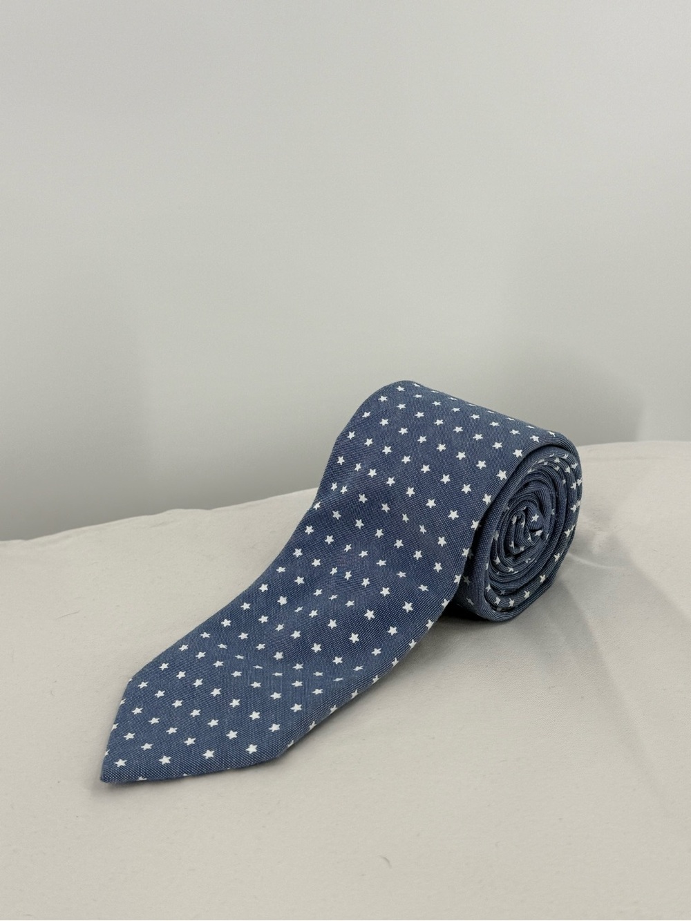 Tommy Hilfiger Navy Blue Star Print Cotton tie
